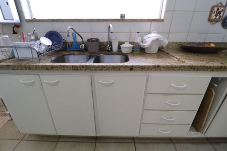 Casa para alugar com 350m², 4 quartos e 4 vagasCozinha