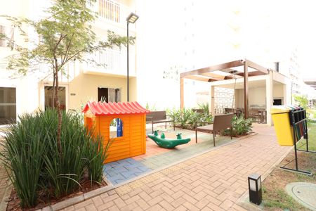 Apartamento à venda com 40m², 2 quartos e sem vagaÁrea comum