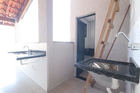 Apartamento para alugar com 80m², 2 quartos e 1 vagaÁrea de Serviço