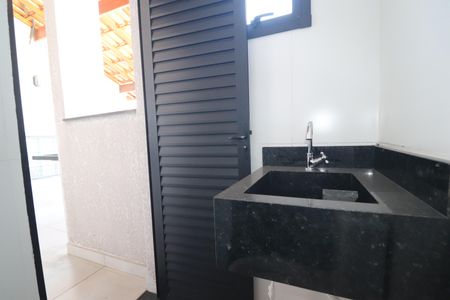 Apartamento para alugar com 80m², 2 quartos e 1 vagaLavabo Cobertura