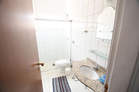 Casa para alugar com 170m², 3 quartos e 4 vagasBanheiro 1