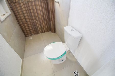 Studio para alugar com 54m², 0 quarto e sem vaga Studio para alugar com 54m², 0 quarto e sem vagaBanheiro