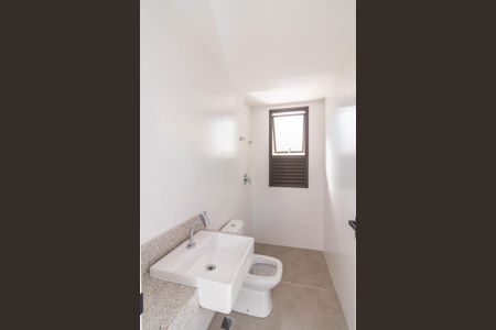 Apartamento para alugar com 62m², 2 quartos e 2 vagas Apartamento para alugar com 62m², 2 quartos e 2 vagasBanheiro