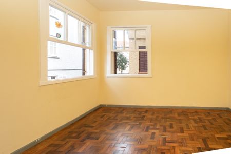 Apartamento à venda com 94m², 3 quartos e 1 vaga Apartamento à venda com 94m², 3 quartos e 1 vagaQuarto 2