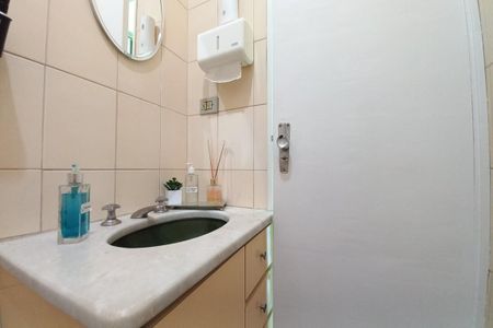 Casa à venda com 124m², 3 quartos e 4 vagas Casa à venda com 124m², 3 quartos e 4 vagasBanheiro