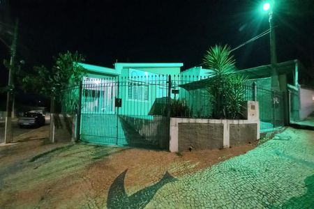 Casa à venda com 124m², 3 quartos e 4 vagas Casa à venda com 124m², 3 quartos e 4 vagasFachada do Prédio