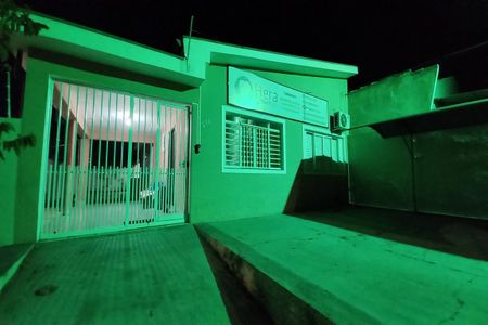 Casa à venda com 124m², 3 quartos e 4 vagas Casa à venda com 124m², 3 quartos e 4 vagasFachada do Prédio