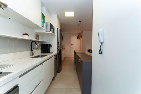 Apartamento à venda com 84m², 2 quartos e 1 vaga Apartamento à venda com 84m², 2 quartos e 1 vagaCozinha Americana