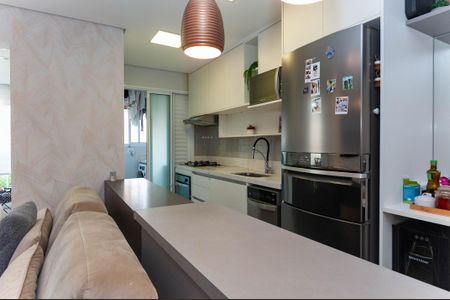 Apartamento à venda com 84m², 2 quartos e 1 vaga Apartamento à venda com 84m², 2 quartos e 1 vagaCozinha Americana