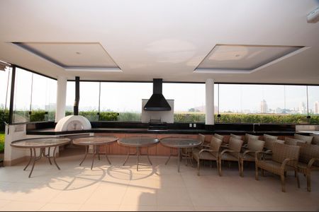 Apartamento à venda com 84m², 2 quartos e 1 vaga Apartamento à venda com 84m², 2 quartos e 1 vagaÁrea comum - Churrasqueira