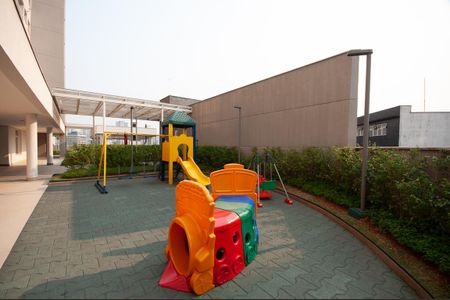 Apartamento à venda com 84m², 2 quartos e 1 vaga Apartamento à venda com 84m², 2 quartos e 1 vagaÁrea Comum - Playground
