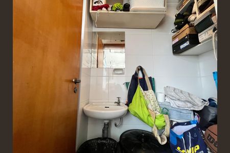 Apartamento à venda com 79m², 3 quartos e 1 vagaBanheiro de serviço