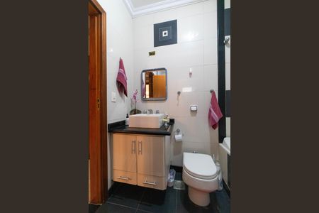 Casa à venda com 120m², 3 quartos e 2 vagas Casa à venda com 120m², 3 quartos e 2 vagasBanheiro