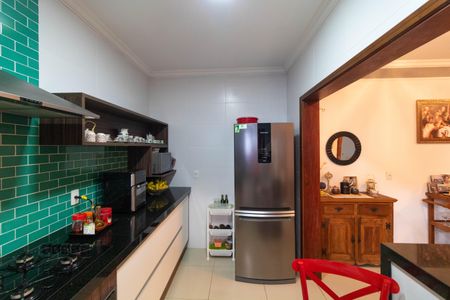 Casa à venda com 120m², 3 quartos e 2 vagas Casa à venda com 120m², 3 quartos e 2 vagasCozinha