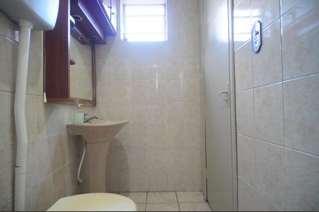 Casa à venda com 200m², 3 quartos e 4 vagasBanheiro de Serviço