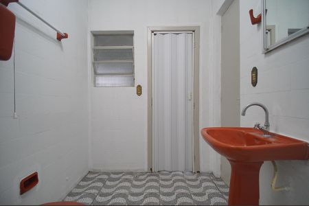 Casa à venda com 200m², 3 quartos e 4 vagasBanheiro 1