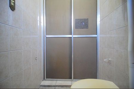 Casa à venda com 200m², 3 quartos e 4 vagasBanheiro de Serviço