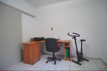 Casa à venda com 200m², 3 quartos e 4 vagasEscritório