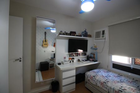 Casa de condomínio à venda com 146m², 4 quartos e 2 vagasQuarto 3