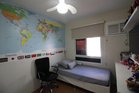 Casa de condomínio à venda com 146m², 4 quartos e 2 vagasQuarto 2