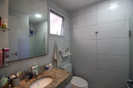 Casa de condomínio à venda com 146m², 4 quartos e 2 vagasBanheiro Suíte 