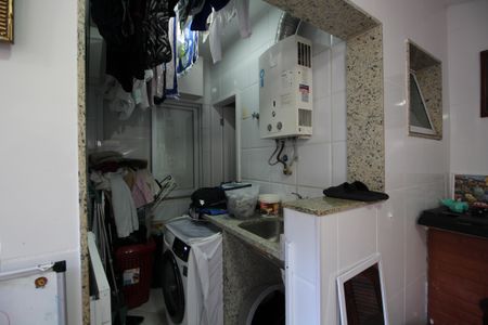 Casa de condomínio à venda com 146m², 4 quartos e 2 vagasÁrea de Serviço