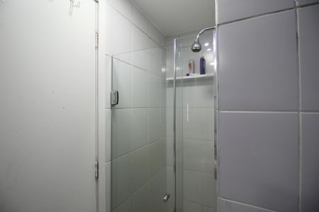 Casa de condomínio à venda com 146m², 4 quartos e 2 vagasBanheiro Social