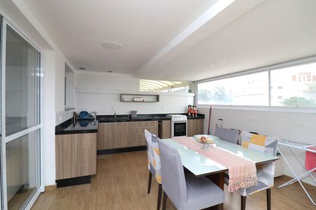 Apartamento à venda com 137m², 2 quartos e 2 vagas Apartamento à venda com 137m², 2 quartos e 2 vagasÁrea gourmet