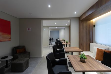 Apartamento à venda com 28m², 1 quarto e sem vaga Apartamento à venda com 28m², 1 quarto e sem vagaÁrea comum - Salão de festas