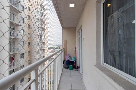 Apartamento à venda com 28m², 1 quarto e sem vaga Apartamento à venda com 28m², 1 quarto e sem vagaSacada