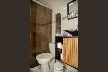 Apartamento à venda com 70m², 3 quartos e 1 vaga Apartamento à venda com 70m², 3 quartos e 1 vagaBanheiro