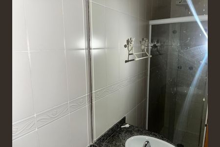 Apartamento à venda com 80m², 3 quartos e 2 vagasBanheiro da Suíte