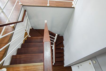 Apartamento para alugar com 185m², 3 quartos e 2 vagas Apartamento para alugar com 185m², 3 quartos e 2 vagasescada