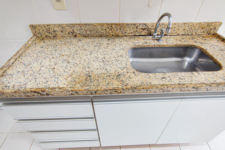 Apartamento para alugar com 185m², 3 quartos e 2 vagas Apartamento para alugar com 185m², 3 quartos e 2 vagasCozinha e Área de Serviço