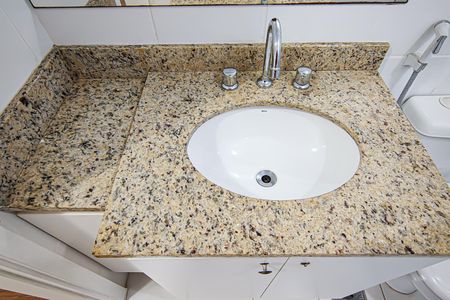 Apartamento para alugar com 185m², 3 quartos e 2 vagas Apartamento para alugar com 185m², 3 quartos e 2 vagasBanheiro