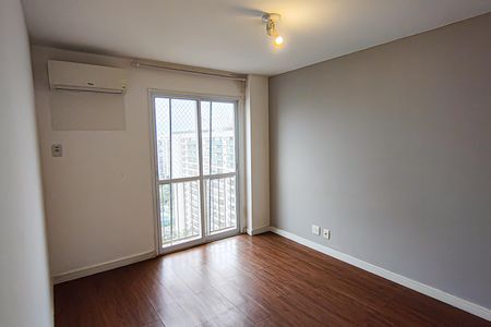 Apartamento para alugar com 185m², 3 quartos e 2 vagas Apartamento para alugar com 185m², 3 quartos e 2 vagasSuíte