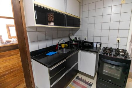 Casa de condomínio à venda com 160m², 3 quartos e 1 vaga Casa de condomínio à venda com 160m², 3 quartos e 1 vagaCozinha