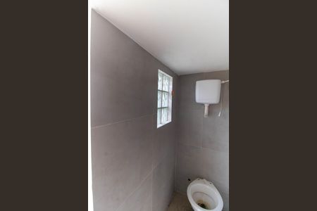 Casa de condomínio à venda com 160m², 3 quartos e 1 vaga Casa de condomínio à venda com 160m², 3 quartos e 1 vagaÁrea externa - Banheiro