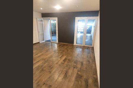 Casa à venda com 226m², 4 quartos e 6 vagas Casa à venda com 226m², 4 quartos e 6 vagasFoto 44