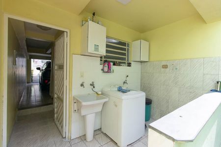 Casa à venda com 152m², 3 quartos e 3 vagas Casa à venda com 152m², 3 quartos e 3 vagasÁrea de Serviço