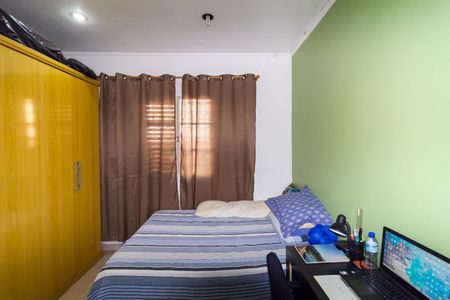 Casa à venda com 180m², 3 quartos e 4 vagasSuíte