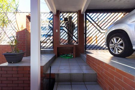 Casa à venda com 180m², 3 quartos e 4 vagasEntrada