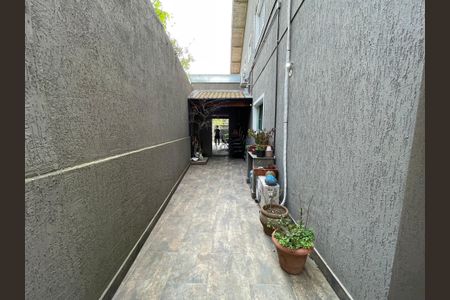 Casa à venda com 95m², 2 quartos e 2 vagas Casa à venda com 95m², 2 quartos e 2 vagasCorredor