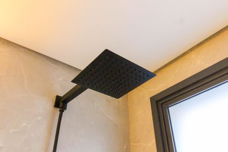 Apartamento à venda com 105m², 2 quartos e 1 vaga Apartamento à venda com 105m², 2 quartos e 1 vagaBanheiro da Suíte 2