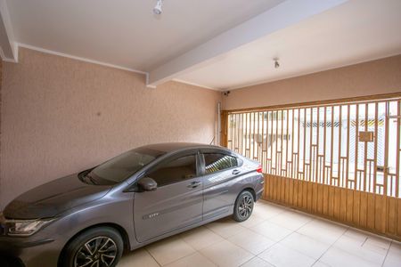Casa à venda com 215m², 3 quartos e 2 vagasGaragem