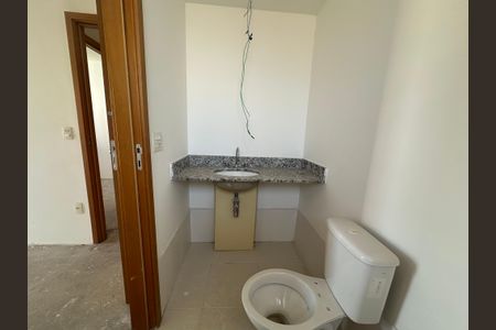 Apartamento à venda com 75m², 3 quartos e 1 vaga Apartamento à venda com 75m², 3 quartos e 1 vagaBanheiro da Suíte