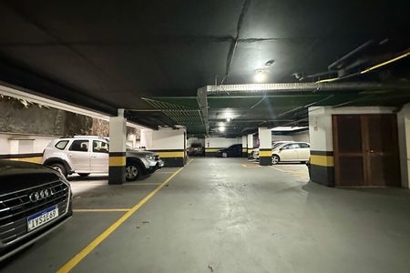 Apartamento à venda com 99m², 3 quartos e 2 vagas Apartamento à venda com 99m², 3 quartos e 2 vagasGaragem