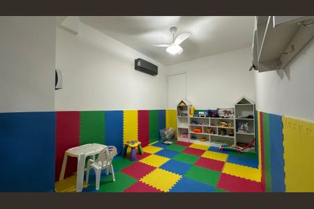Apartamento à venda com 99m², 3 quartos e 2 vagas Apartamento à venda com 99m², 3 quartos e 2 vagasÁrea comum