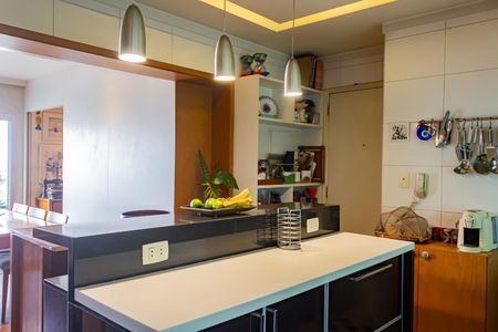 Apartamento à venda com 115m², 3 quartos e 2 vagas Apartamento à venda com 115m², 3 quartos e 2 vagasCozinha