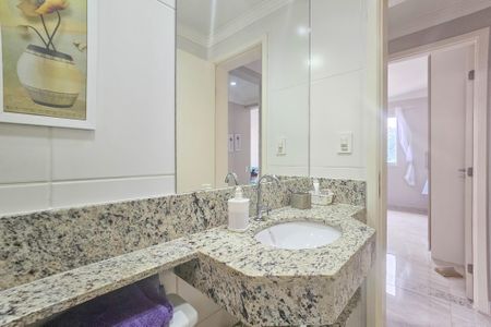 Apartamento para alugar com 71m², 2 quartos e 2 vagasBanheiro Social